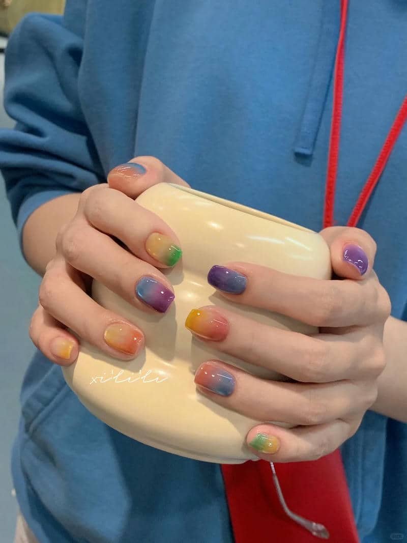 nail cầu vòng (9)