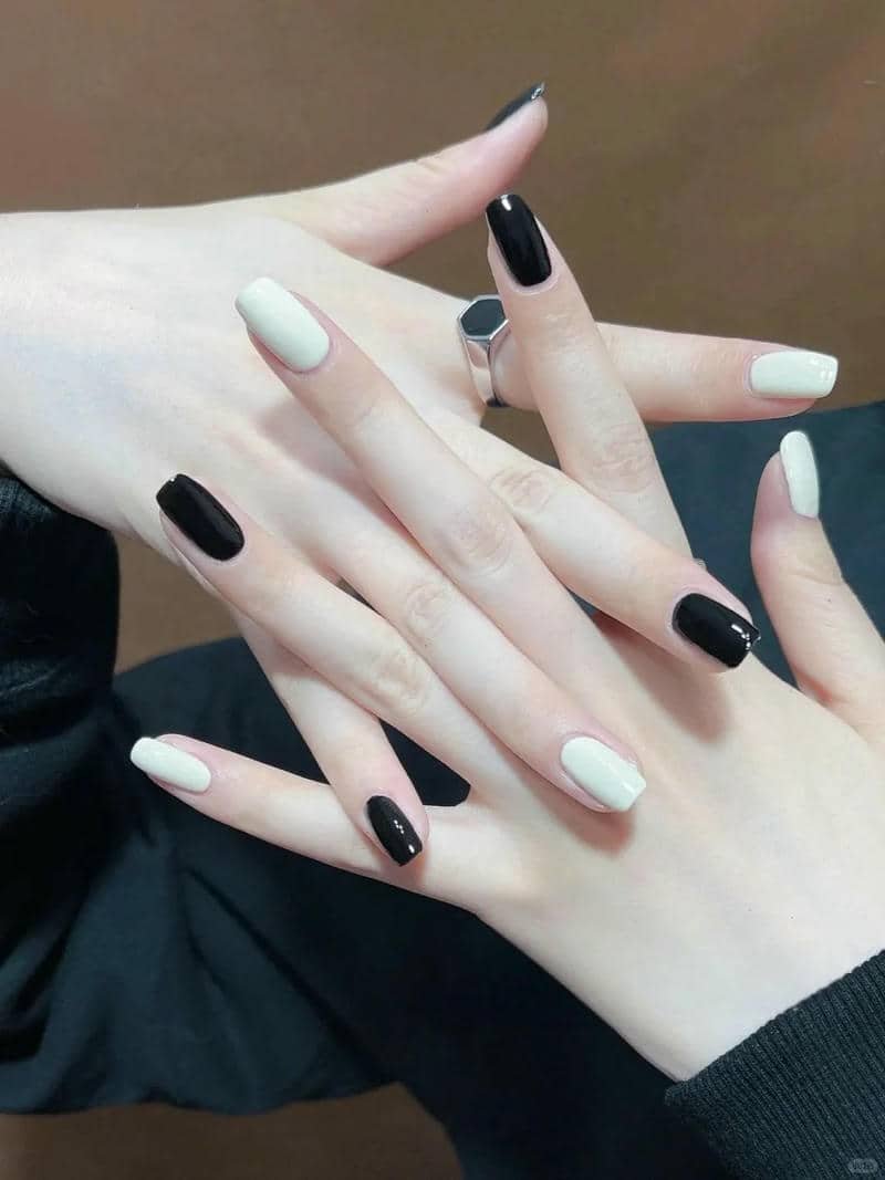 nail đen trắng (17)