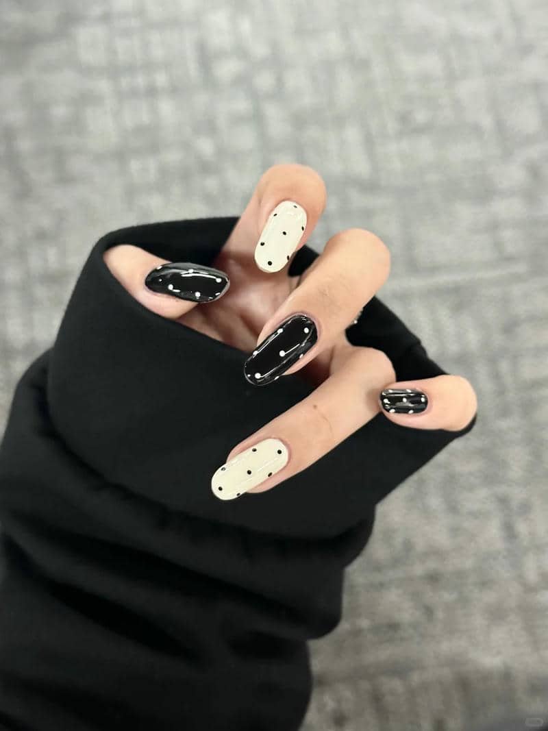 nail đen trắng (25)