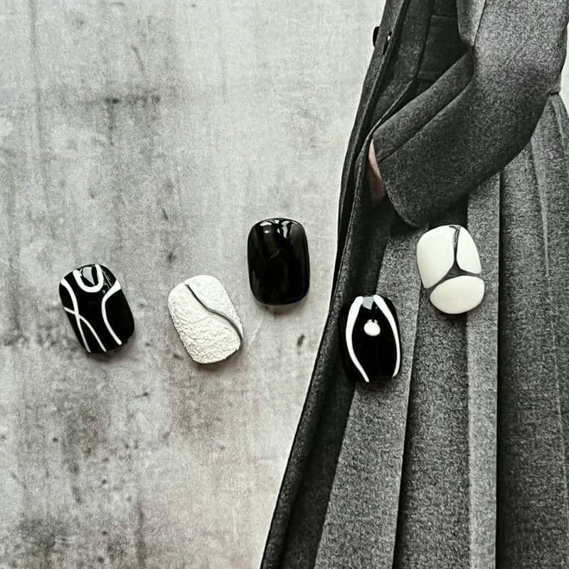nail đen trắng (3)