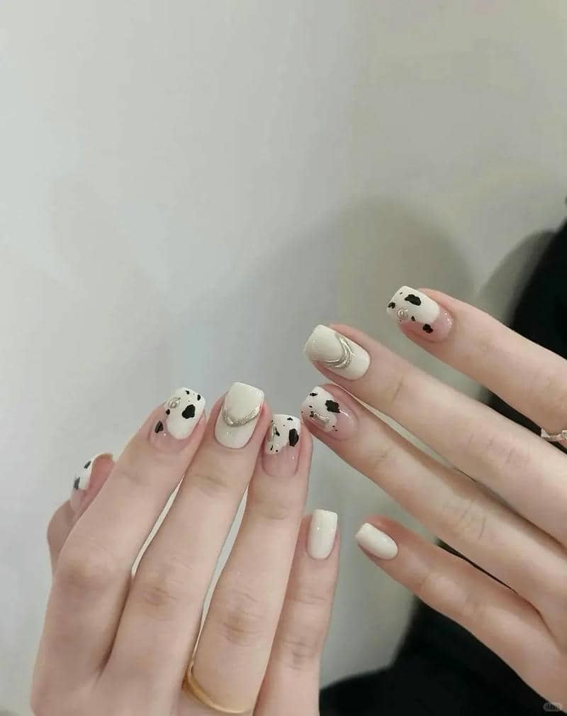nail đen trắng (30)