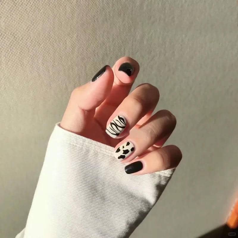 nail đen trắng (31)