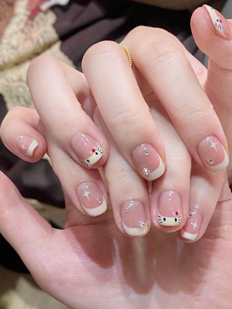 nail học sinh (9)