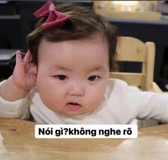 Hình meme cười khinh bỉ