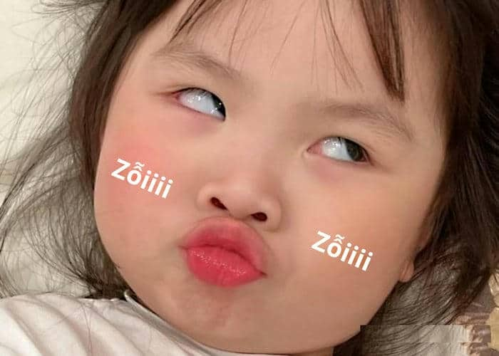 Hình meme em bé dỗi cute