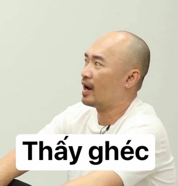 Ảnh meme liếc