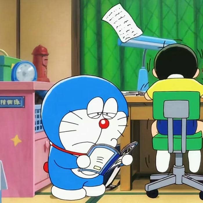 Doraemon meme mệt mỏi