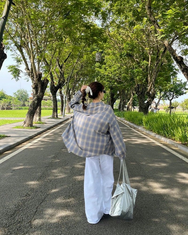 ảnh mạng nữ đẹp che mặt