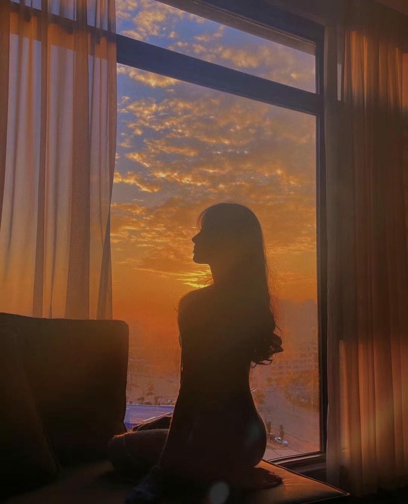 avatar ảnh gái xinh che mặt