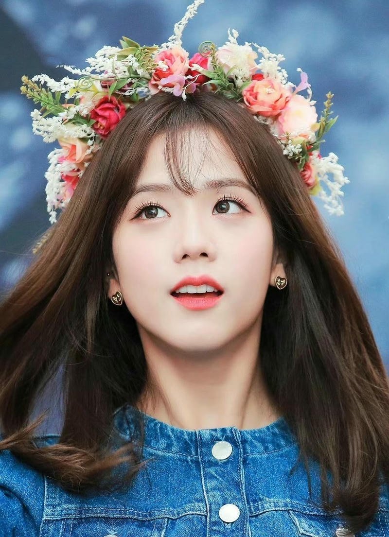 kim jisoo cute