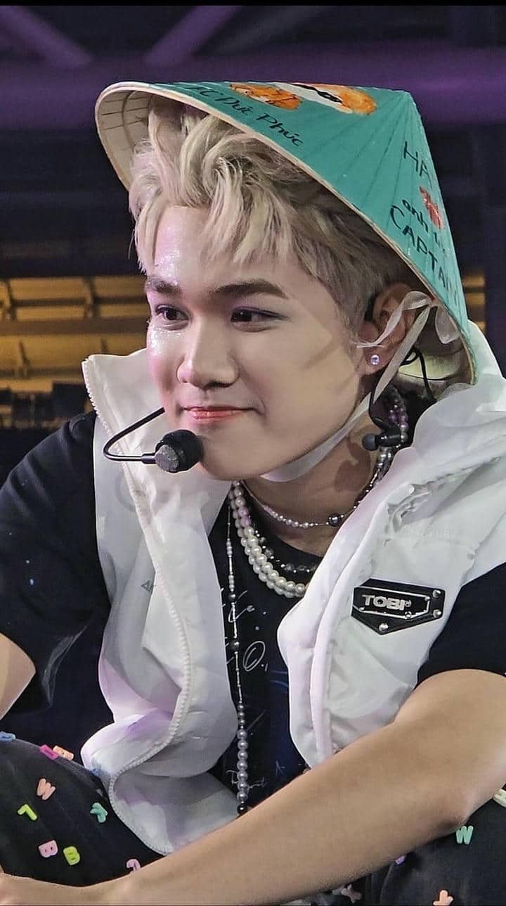 ảnh Captain Boy đẹp