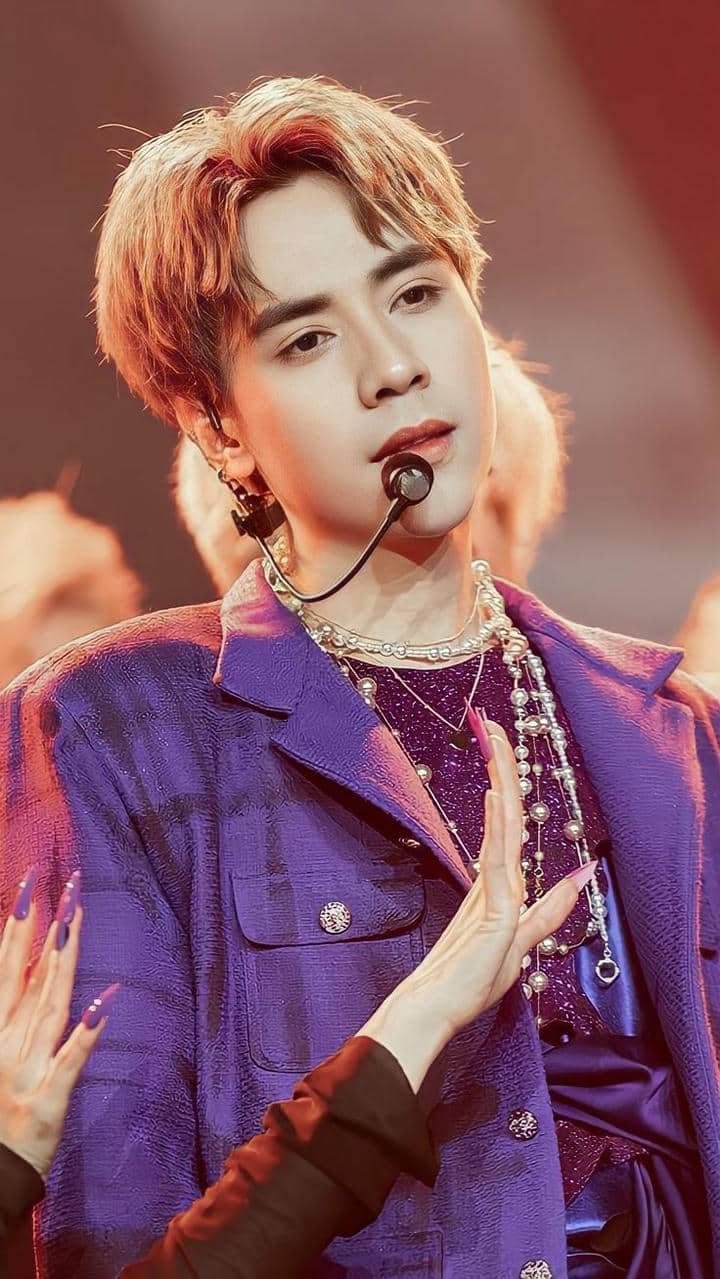 ảnh Quang Hùng làm hình nền