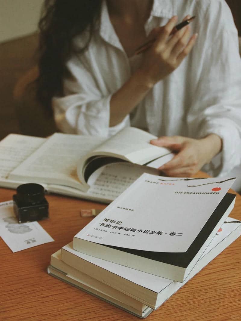 ảnh hình nền học bài đi