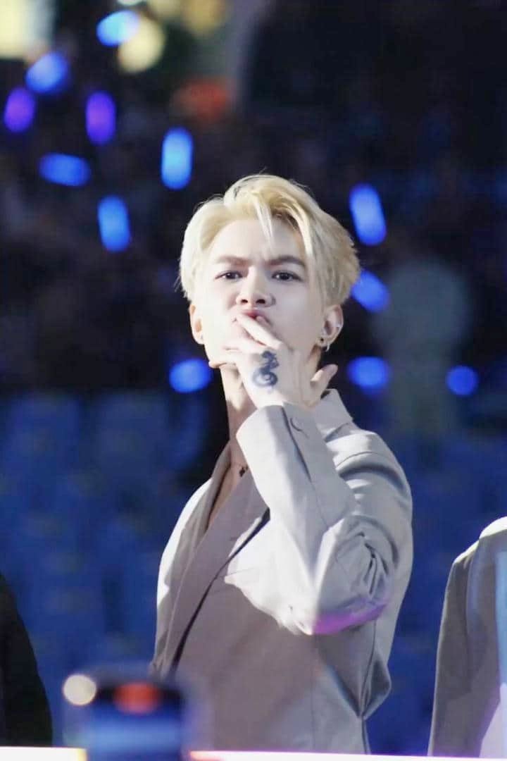hình ảnh A Tus