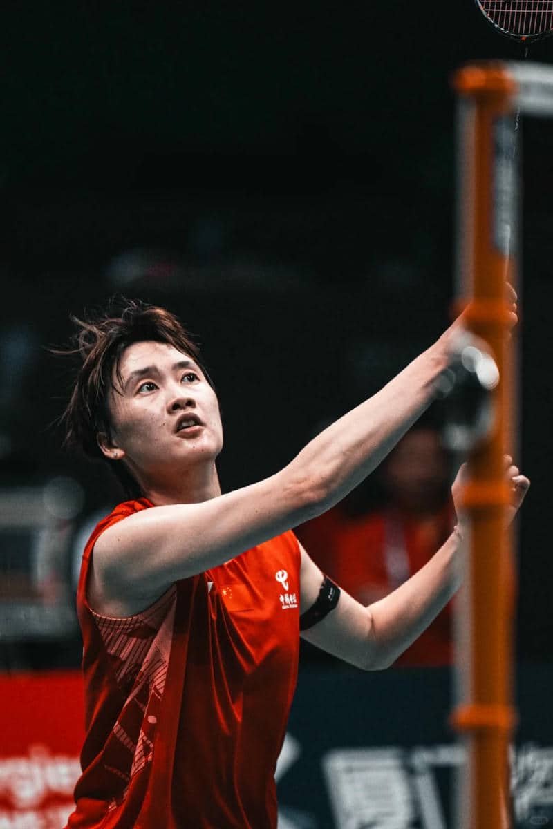 hình ảnh đánh cầu lông